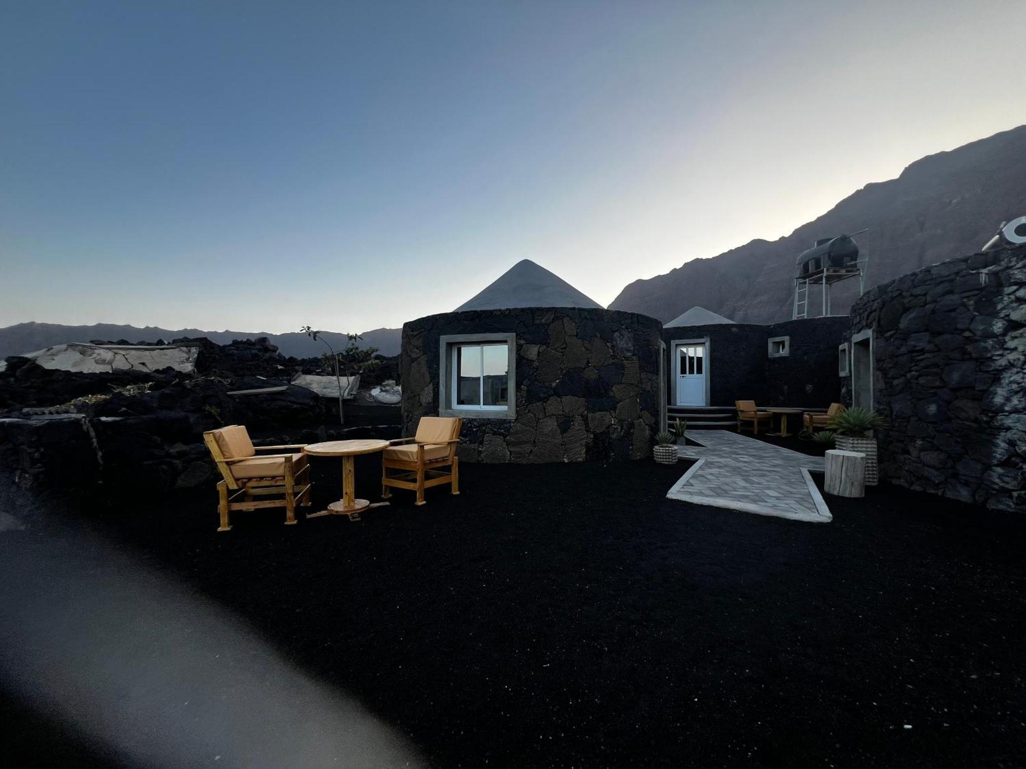 Ecofunco Bed & Breakfast Portela Bagian luar foto